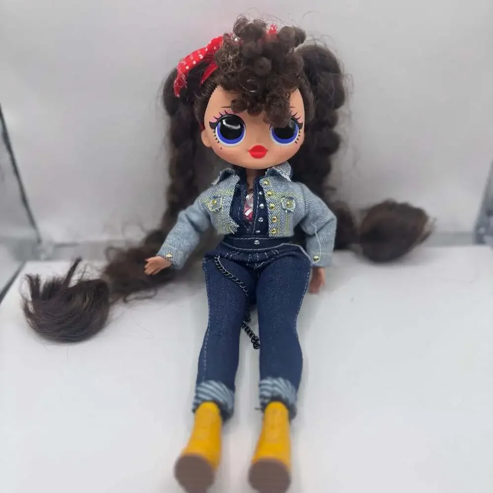 L.O.L. Surprise! O.M.G. Series 2 Busy B.B. Fashion Doll